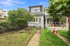 21 Mendel Avenue, Toronto, ON M4C 1E6