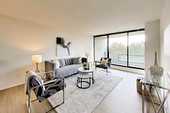 2350 Bridletowne Circle 503, Toronto, ON M1W 3E6