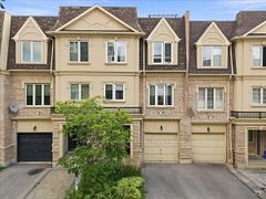1250 St. Martins Drive 55, Pickering, ON L1W 1J3