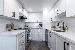 121 Ling Road 1509, Toronto, ON M1E 4Y2