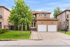 5 Anson Avenue, Toronto, ON M1M 1X2