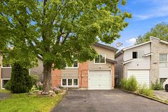 1469 Birchcliffe Court, Oshawa, ON L1J 7Z9