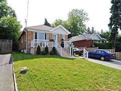 61 Maybourne Avenue Lower Unit, Toronto, ON M1L 2W1