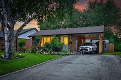 330 Waverly Street N, Oshawa, ON L1J 5W1