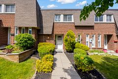 51 Deacon Lane 58, Ajax, ON L1S 2T2