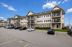 1 Sidney Lane 105, Clarington, ON L1C 0N5