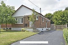 270 Wilson Road S, Oshawa, ON L1H 6C5