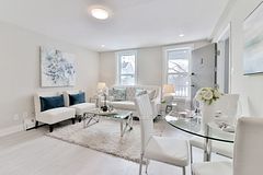 81 McMillan Drive UNIT 1, Oshawa, ON L1G 3Z7