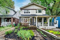 14 Wildwood Crescent, Toronto, ON M4L 2K7