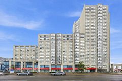 2550 Lawrence Avenue E 816, Toronto, ON M1P 4Z3