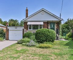 40 Shandara Crescent, Toronto, ON M1R 1E9
