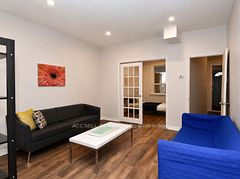 325 Greenwood Avenue, Toronto, ON M4L 2R6