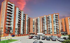 20 Dean Park Road 902, Toronto, ON M1B 3G9