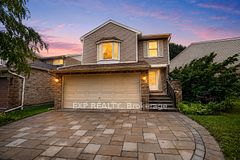 61 Wintermute Boulevard, Toronto, ON M1W 3M7