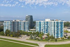 340 Watson Street 312, Whitby, ON L1N 9G2