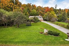 37 Meadowcliffe Drive, Toronto, ON M1M 2X8