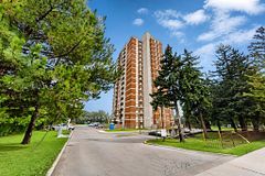 121 Trudelle Street 305, Toronto, ON M1J 3K4