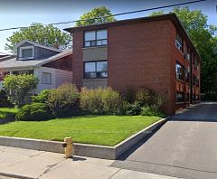 10 Donora Drive 302, Toronto, ON M4B 1B4