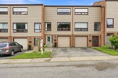 27 The Bridle Path, Clarington, ON L1C 3W1