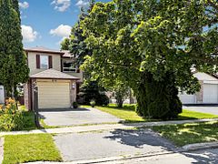 59 Valley Stream Drive, Toronto, ON M1V 2A4