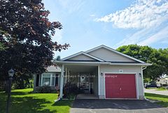 118 Bluffs Road, Clarington, ON L1B 1A8