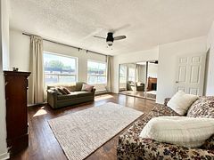 1854 Danforth Avenue A, Toronto, ON M4C 1J4