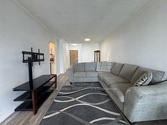 88 Corporate Drive PH9, Toronto, ON M1H 3G6