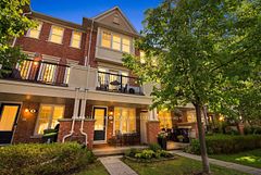 8 Ayers Crescent, Toronto, ON M1L 0G6