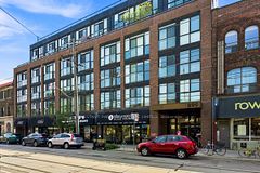 899 Queen Street E 205, Toronto, ON M4M 0C8