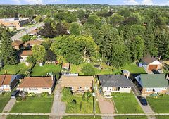 257 Wilson Road S, Oshawa, ON L1H 6C4