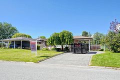 44 Bryant Road, Ajax, ON L1S 2Y7