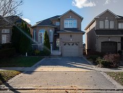 157 Dooley Crescent, Ajax, ON L1T 4J6