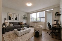 15 Gamble Avenue 303, Toronto, ON M4K 2H3