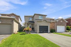 1517 Fieldgate Drive, Oshawa, ON L1K 2L6