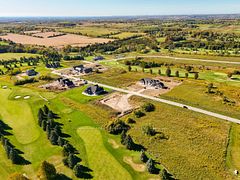 33 Franklin Crescent, Whitby, ON L0B 1A0