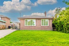 20 Mayhill Crescent, Toronto, ON M1G 1K6