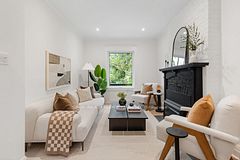11 Bertmount Avenue, Toronto, ON M4M 2X8