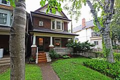 68 Elmer Avenue, Toronto, ON M4L 3R7