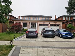 29 Elmartin Drive main #1, Toronto, ON M1W 3C6