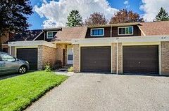 341 Military Trail 61, Toronto, ON M1E 4E4