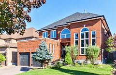70 Dalmatian Crescent, Toronto, ON M1C 4W7