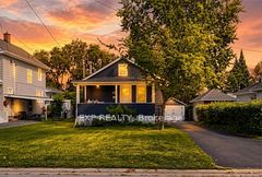 335 Perry Street, Whitby, ON L1N 4C2