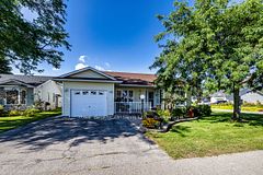 4 Birch Tree Lane, Clarington, ON L1B 1P2