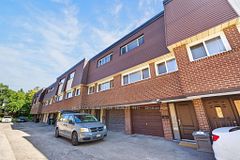 1185 Birchmount Road 5, Toronto, ON M1P 2C1