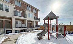 490 BERESFORD Path 11, Oshawa, ON L1H 0B2
