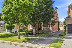 36 Zachary Place, Whitby, ON L1M 1E1
