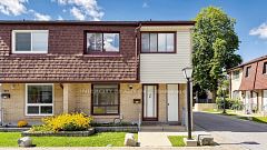 21 Livonia Place 142, Toronto, ON M1E 4W5
