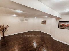 67 Chantilly Crescent, Richmond Hill, ON L4C 0K1
