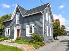 55 Brock Street E, Uxbridge, ON L9P 1M4