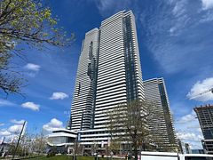 195 Commerce Street 1709, Vaughan, ON L4K 0P9